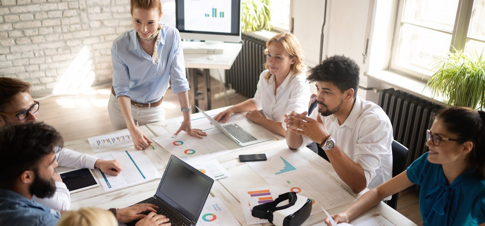 happy-creative-team-in-office-business-startup-73ZC9YM-min
